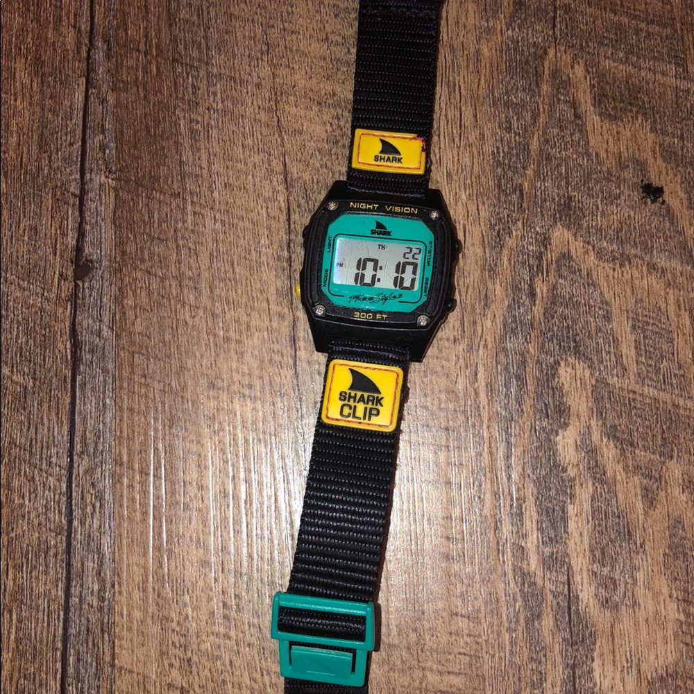 Men’s freestyle shave watch